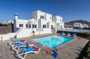 Villa Pebbles by Villa Plus